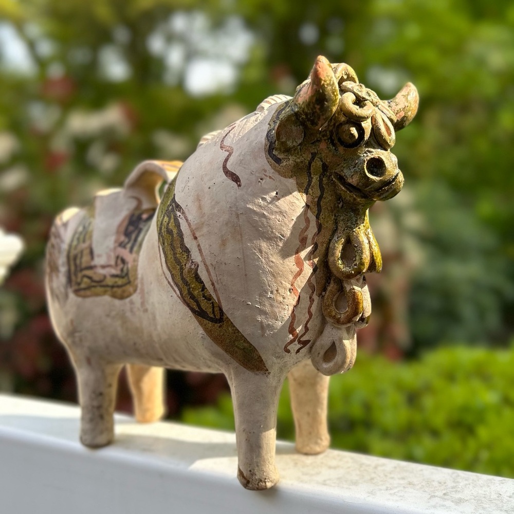Torito de Pucara Vintage Folk Art Pottery Bull Ox Cow Vessel Peruvian